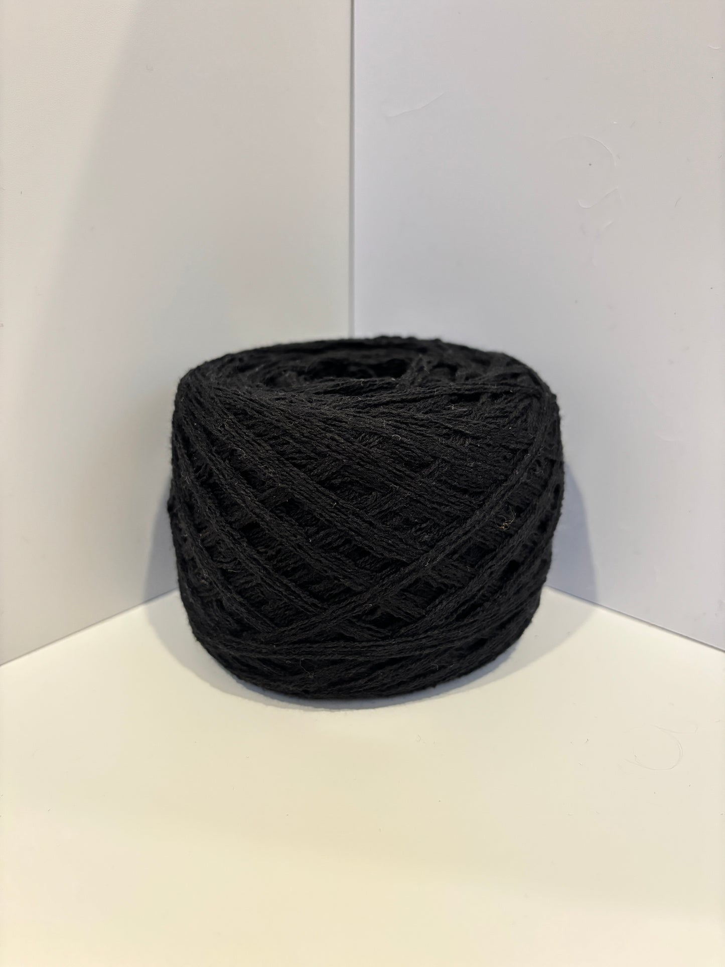 Coal Recycled Yarn Skein