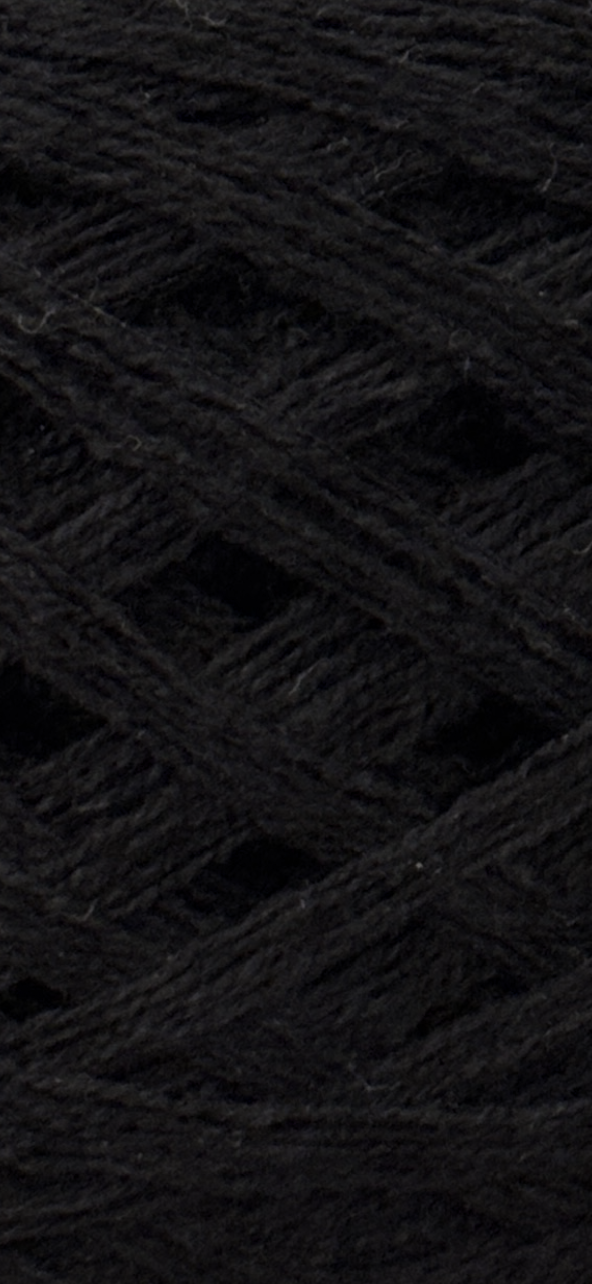 Coal Recycled Yarn Skein