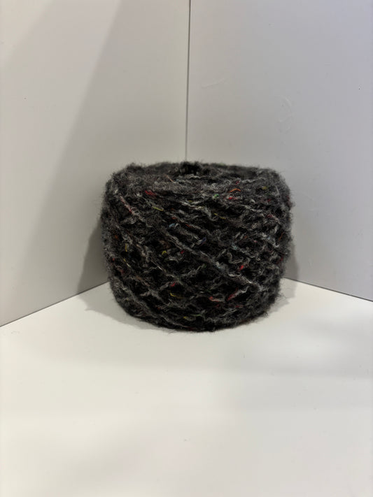 Pebble Recycled Yarn Skein